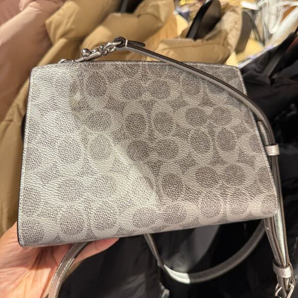 Coach Gia Crossbody Bag In Signature Canvas CCK70 Silver NWT - Picture 3 of 6